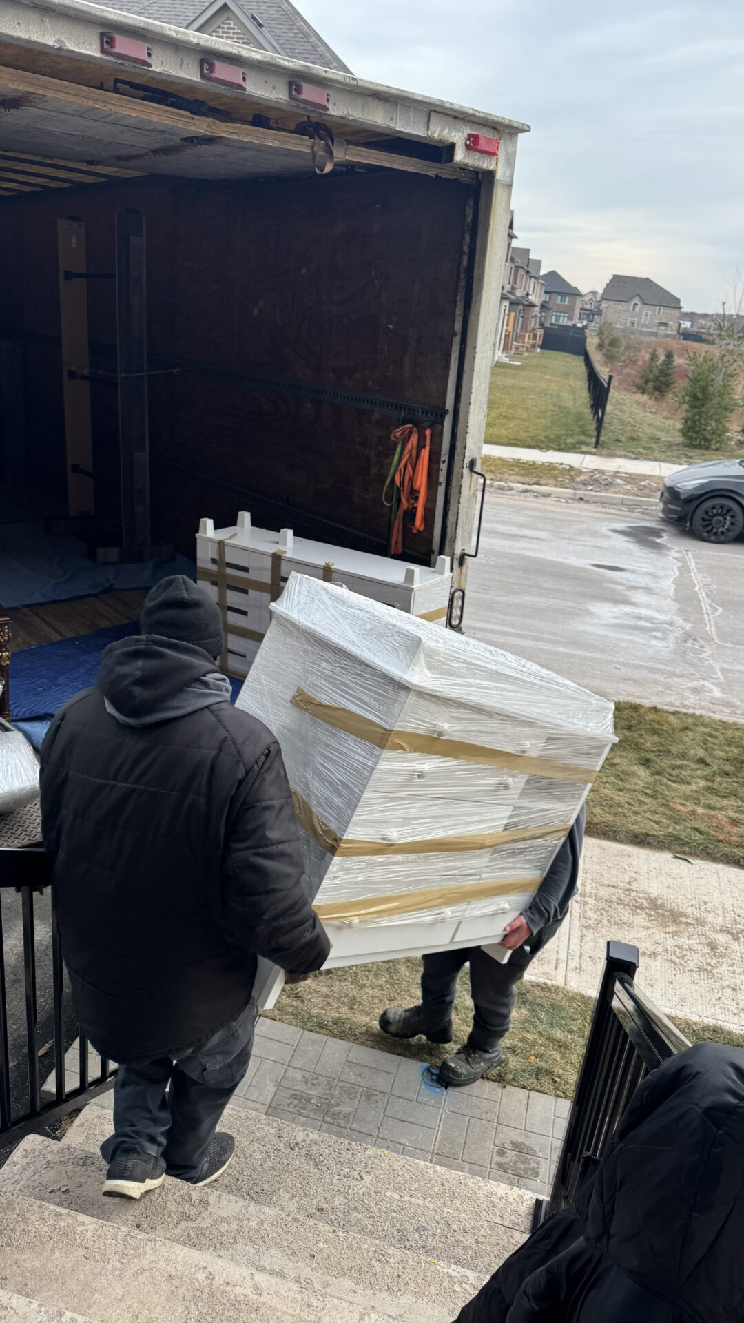 Divine - Mover in Aurora