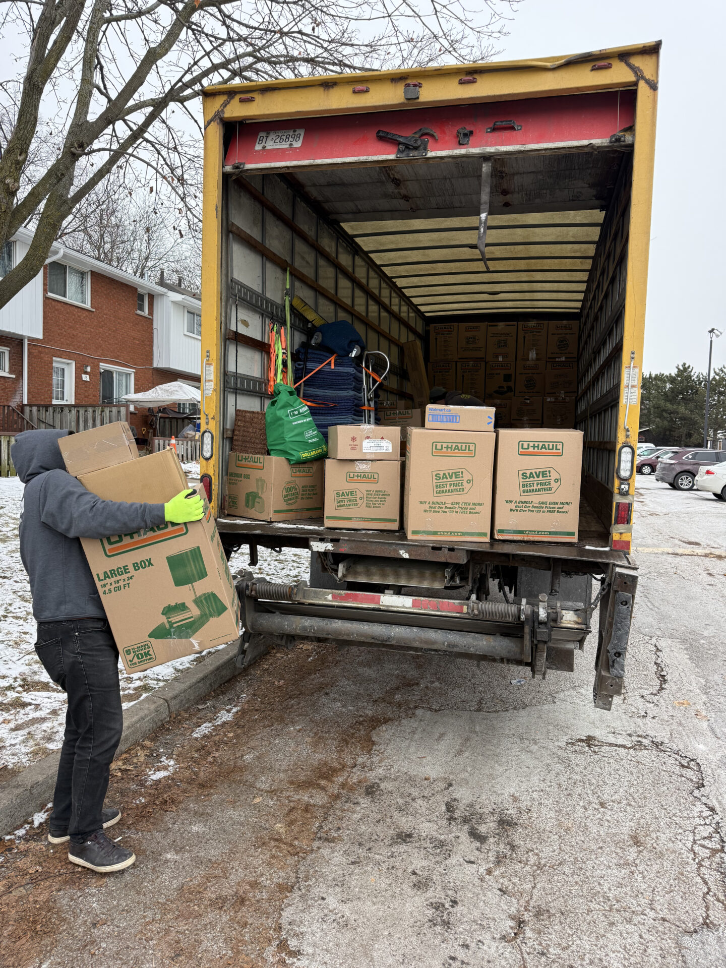 Parviz - Mover in Hamilton