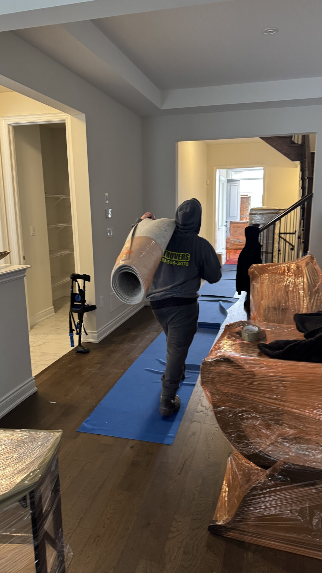 Ramon - Mover in Aurora