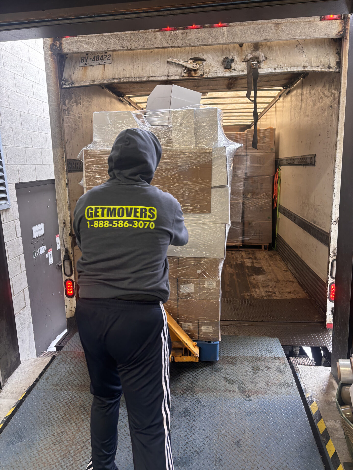 Johnson - Mover in Dartmouth