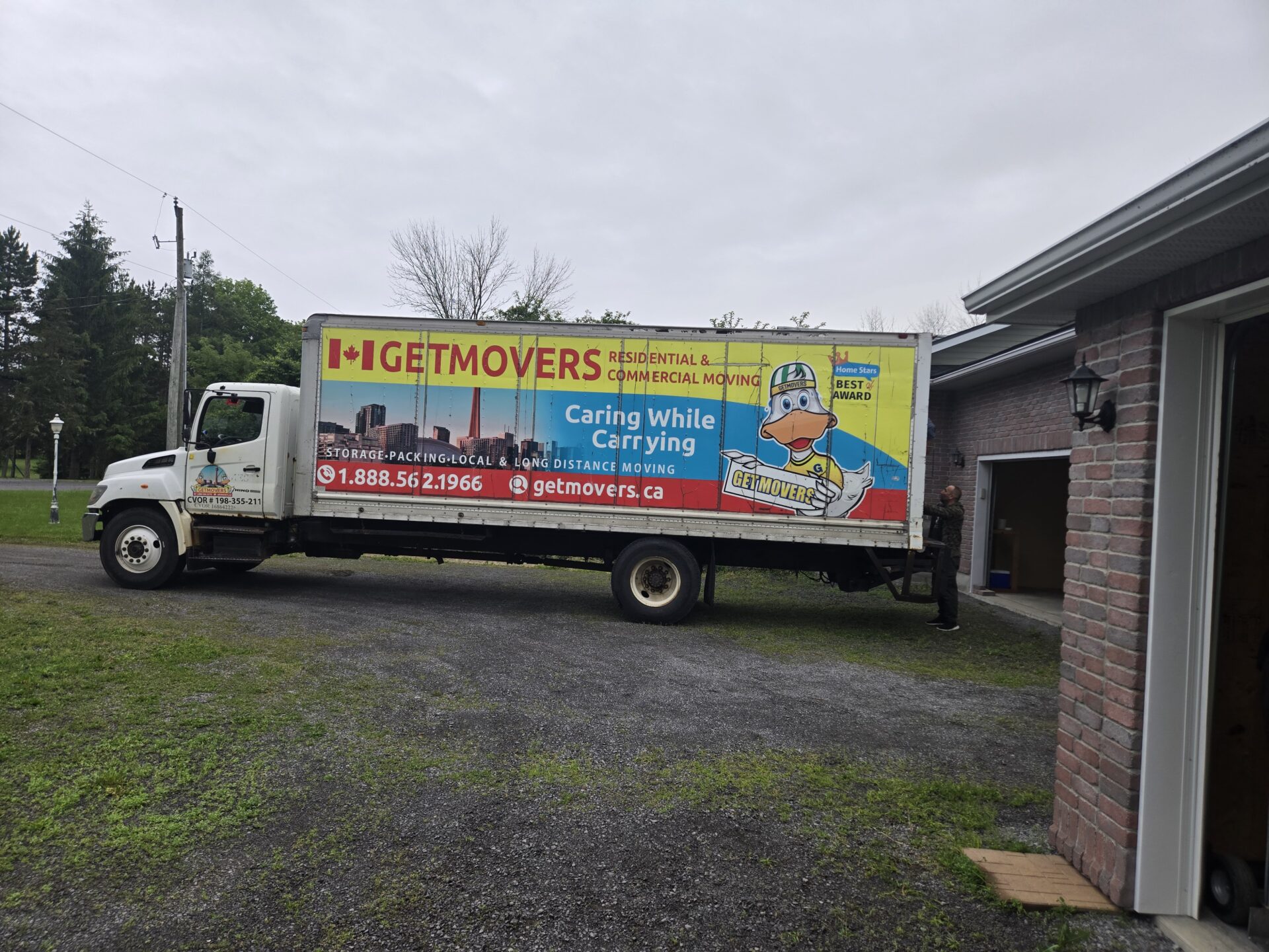 Conlin move completed — crew loading house