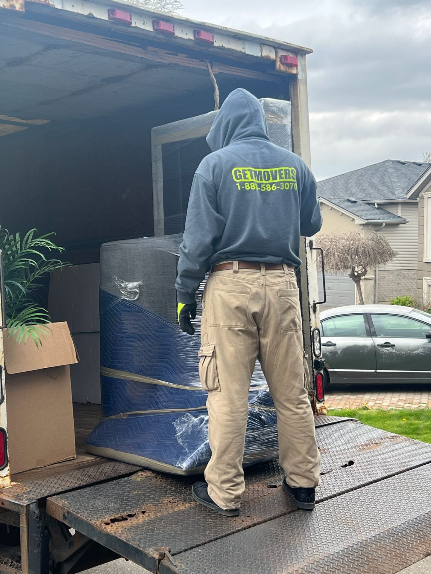 Featured move photo 2
