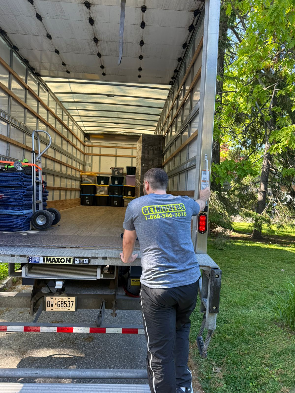 Get Movers truck packed on Prince Street