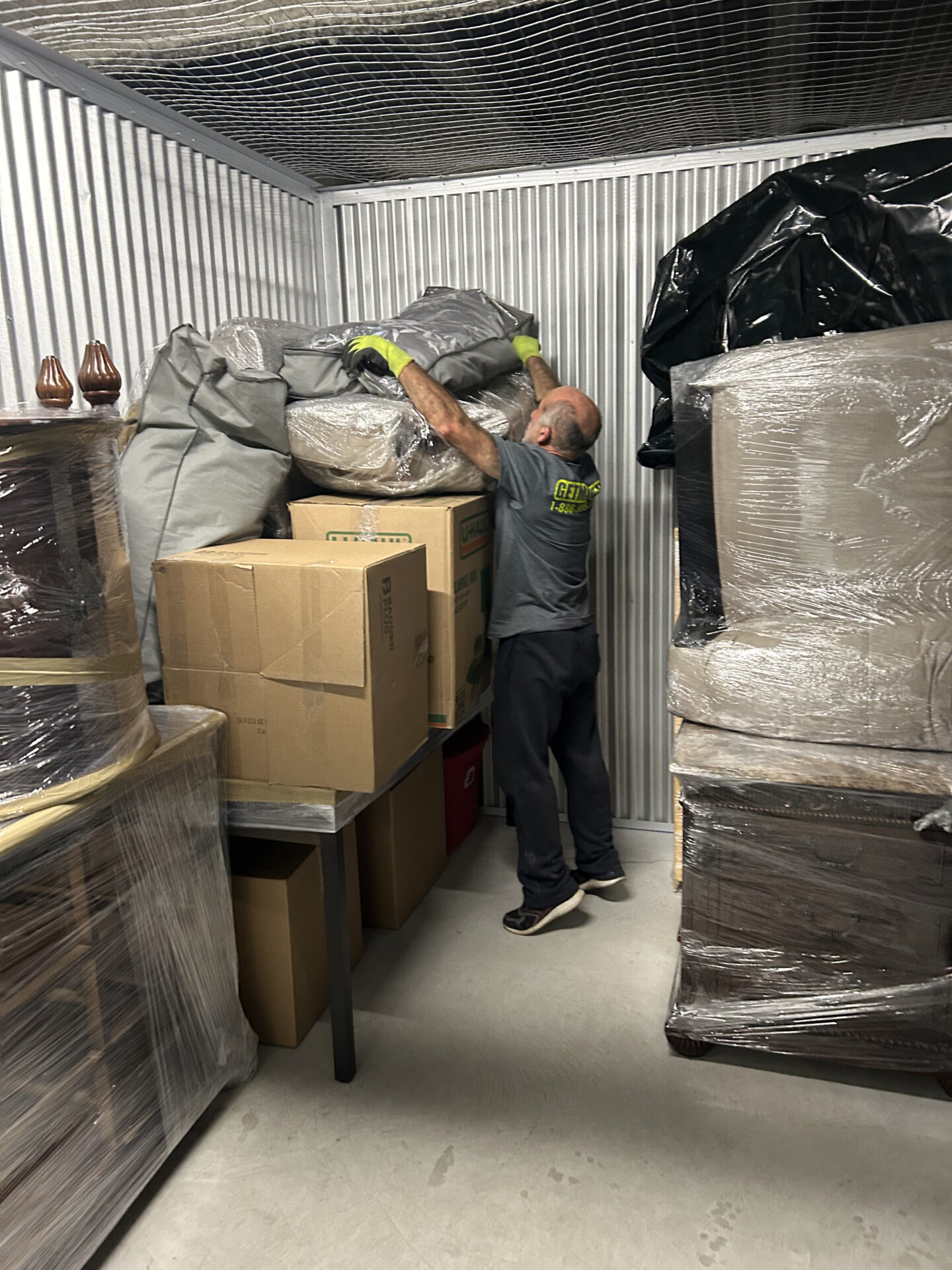 Get Movers Scarborough ON moving a client on Bridgend St