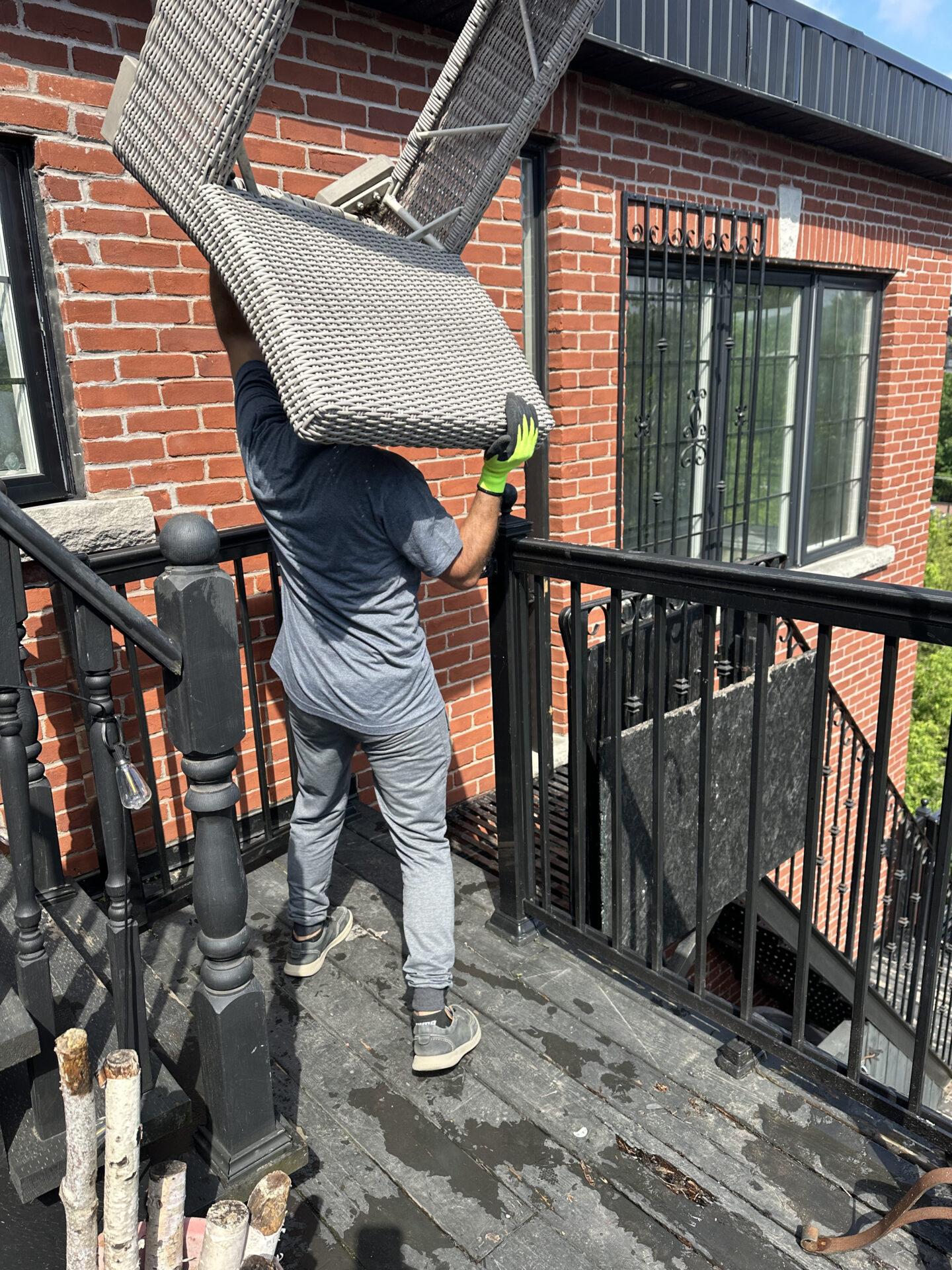 Eagle Place to Holmedale move — furniture delivery