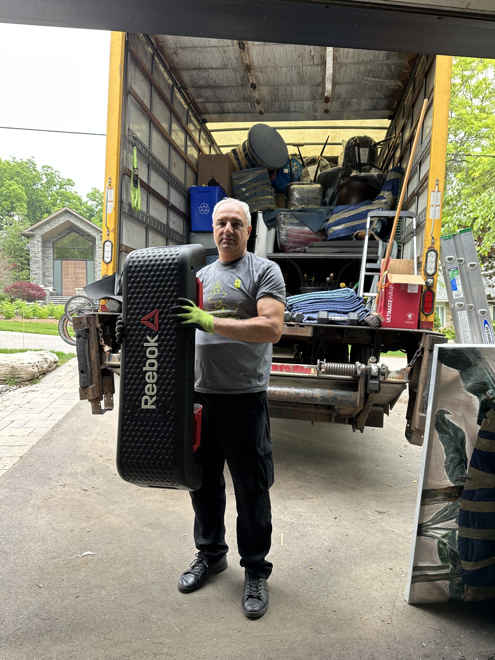 Get Movers Richmond Hill ON executing a move in Buttonville Markham